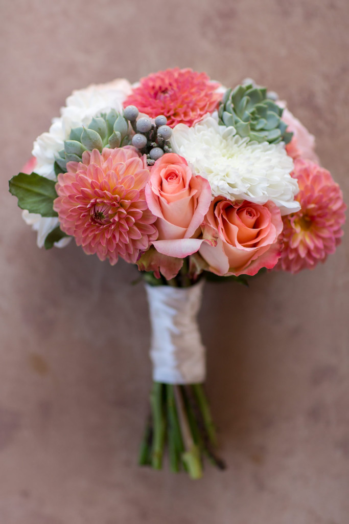 ibiza-spain-bouquet-wedding