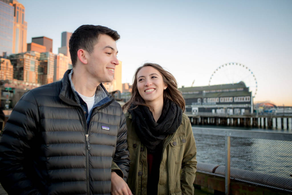 Seattle-waterfront-couple-portrait